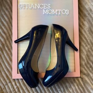 Cute paten blue heels